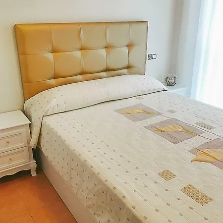 Apartamento En * Дения